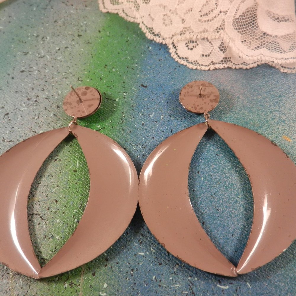 VTG Contempo hoop pierced earrings large drop and dangle green gray camo grunge - Picture 7 of 10